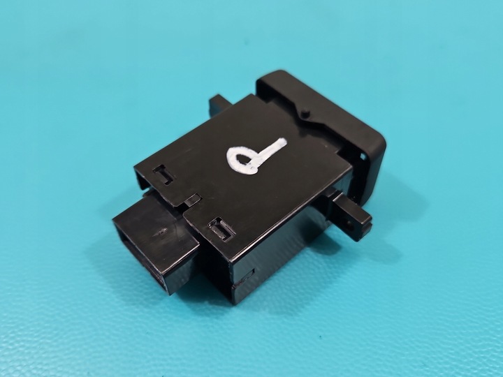 фото №9, Переключатель подогрева сиденья honda accord viii 08- m36580