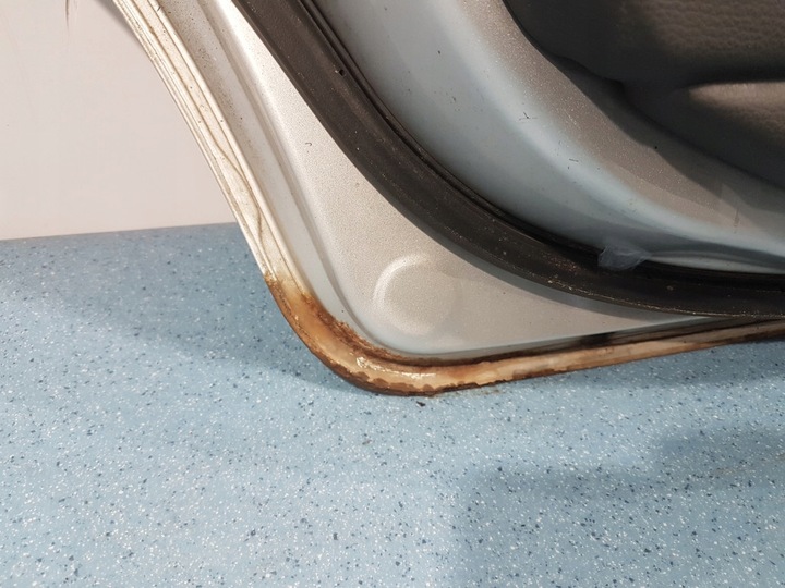 фото №14, Volvo v40 i 2-gi рестайлінг універсал двері зад ліві