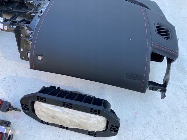 фото №9, Jaguar f-type x152 панель консоль капот подушка безпеки подушки повітряні ремені pas