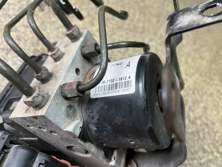 фото №6, Насос abs блок управления esp штекер рестайлинг suzuki grand vitara 2 ii 1.9 ddis bdb