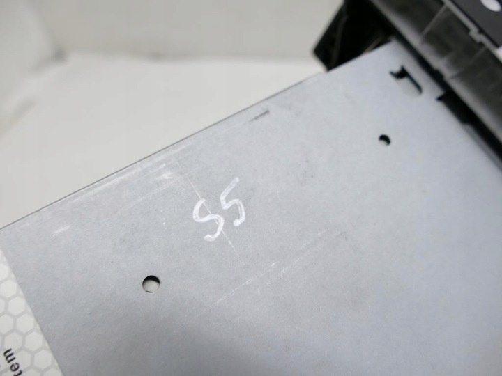 фото №11, Audi s5 8t a5 чейнджер дисків cd a4 b8 8t2035110a