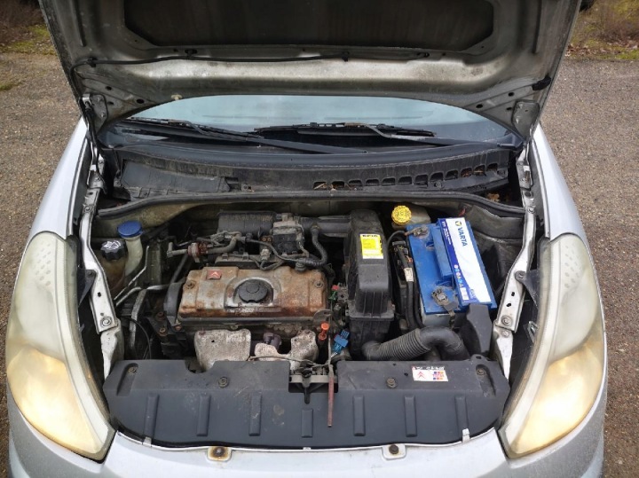 фото №7, Citroen c3 pluriel реле 2003 1.4l 232303