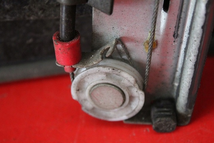 фото №13, Подъемник стекла левый перед eu 8a61a045h17af ford fiesta mk7 08-17