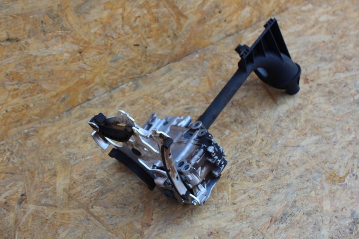 фото №1, Насос масла bmw n53b30a 3.0i 218km 7551004