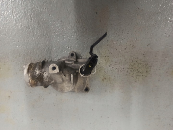 фото №1, Mercedes vito 639 646 2.2 cdi термостат корпус