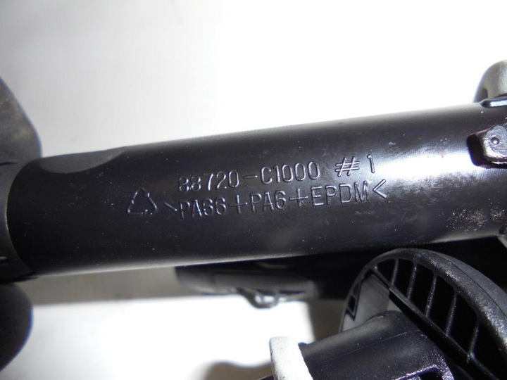 фото №6, Крепление подголовник сиденья перед 88722-c1000 kia sportage iv 4 17r.