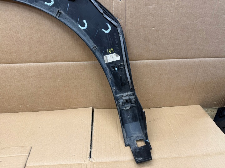 фото №13, Hyundai santa fe v 5 молдинг крыльев передняя правая перед 87712-p6000