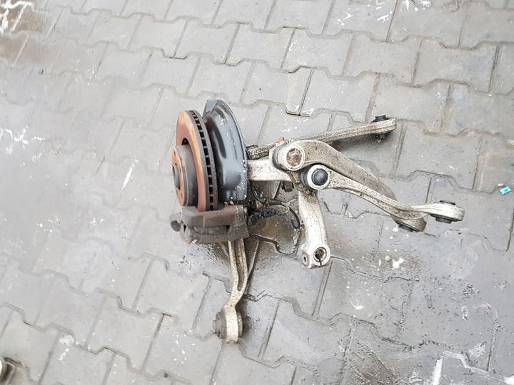 фото №5, Audi a6 c6 04r- 2.7 tdi поворотный кулак левая перед