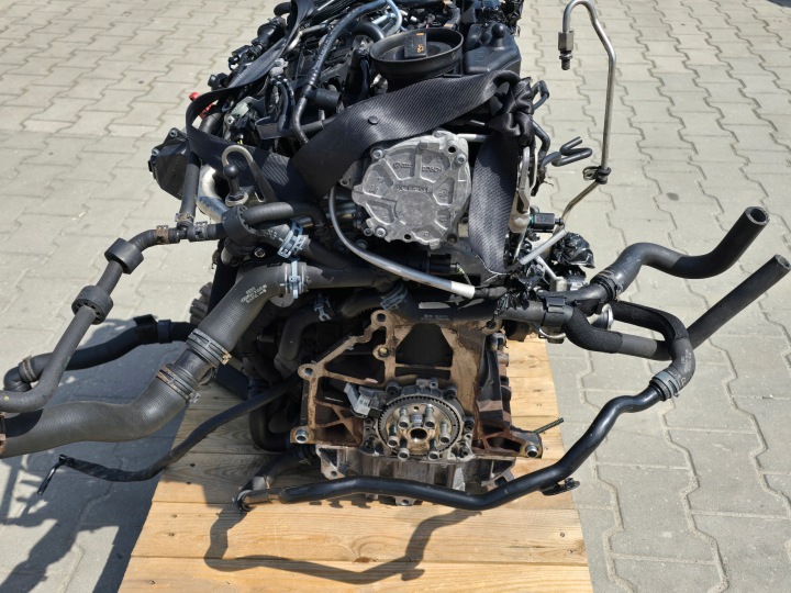 фото №6, Vw audi seat skoda двигатель стойка 2.0tdi cff 172tyś.km