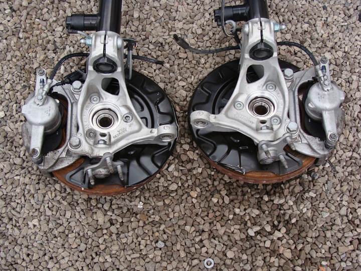 фото №6, Амортизатор поворотный кулак левая audi q3 5qf413032d