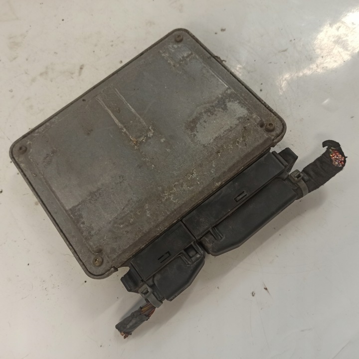 фото №8, Volkswagen golf iv 1.9tdi блок керування двигуном (ecu) 038906018ae 0281001851