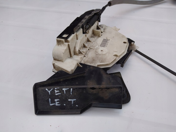 фото №7, Замок + ручка двері лівий зад комплект - skoda yeti