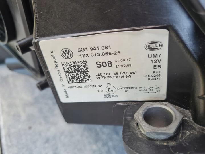 фото №13, Vw golf vii 7 рестайлинг 7.5 5g1 лампы перед полный led динамический 5g1941081 5g1941082