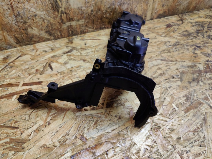 фото №6, Крышка клапанов 1.6 hdi 8v 9810244880