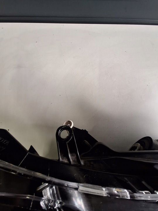 фото №12, Toyota corolla e16 | фара правые лампа перед led европа 81130-02e71-00