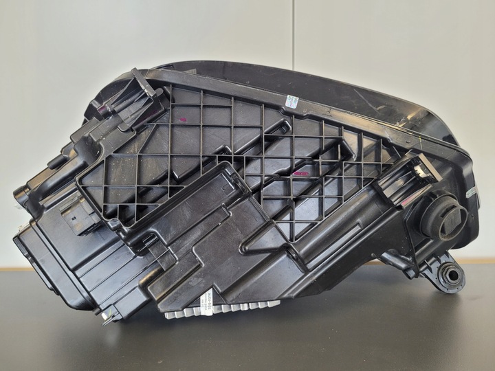 фото №13, Лампа правая передняя фара правые audi q5 80a рестайлинг рестайлинг 80a941036e