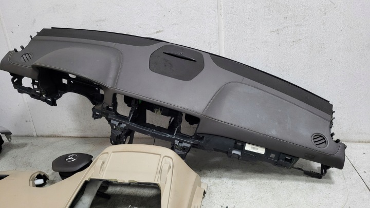 фото №5, Mercedes gl x166 166 консоль торпедо ремни подушка подушки кожа защита колонки usa