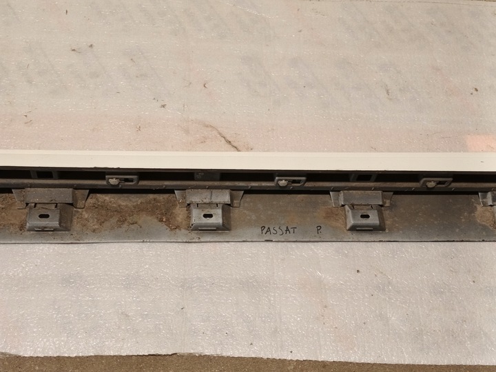 фото №10, Планка пороговая правая vw passat b8 r-line порог правый