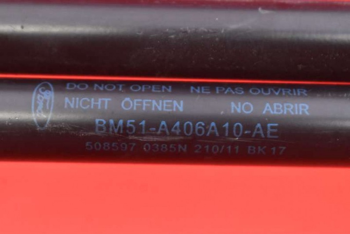 фото №6, Амортизатор приводы крышки bm51-a406a10-ae ford focus mk3 5d hb 11-15