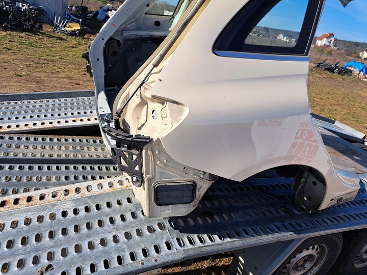 фото №1, Mercedes w247 b-klasa четверть правая зад задняя