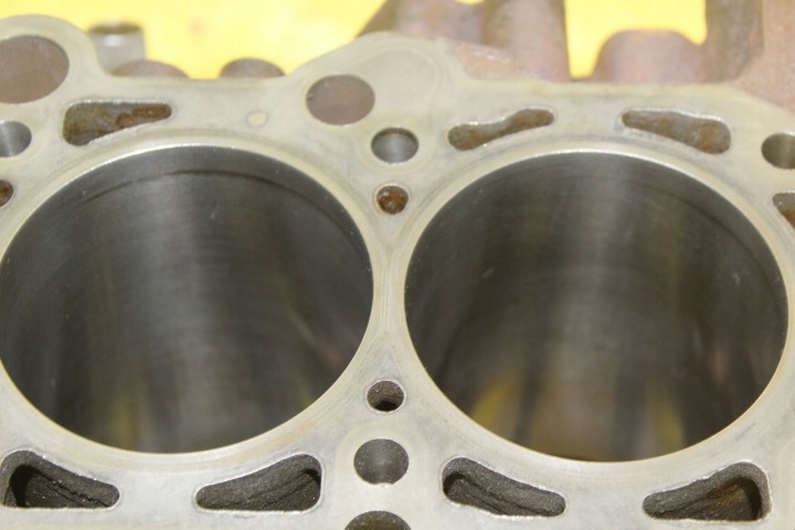 фото №6, Блок  двигуна vw golg iv audi seat skoda 1.8 t agu 06a103021c