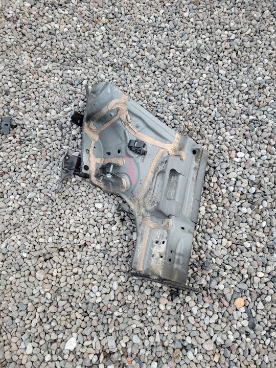 фото №1, Четверть лонжерон перед правая seat arona