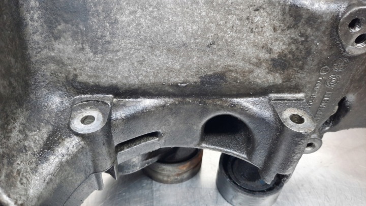 фото №6, Кронштейн генератора 7700115750 volvo v40 s40 1.9 dci