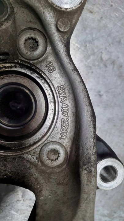 фото №5, Поворотна опора ступиця права vw t-roc octavia iv golf 8 audi a3 5wa a