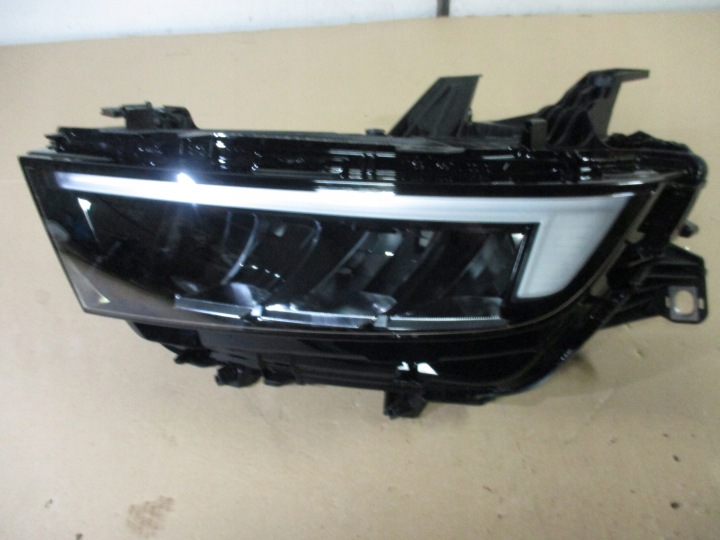 фото №6, Лампы перед правая+ левая opel astra l 6 vi 22r led 12690010020l,12690020020r