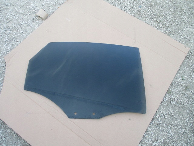 фото №1, Скло права do задніх двері audi a6 c7 чорна