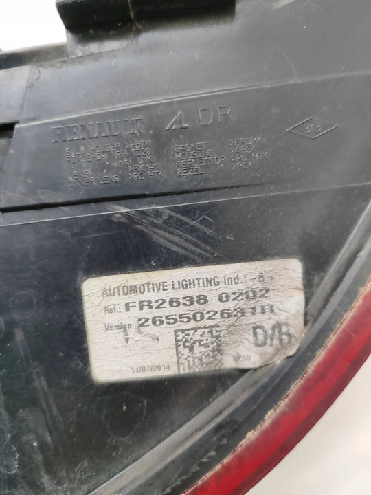 фото №11, Renault clio iv 2014 права сторона лампа задня