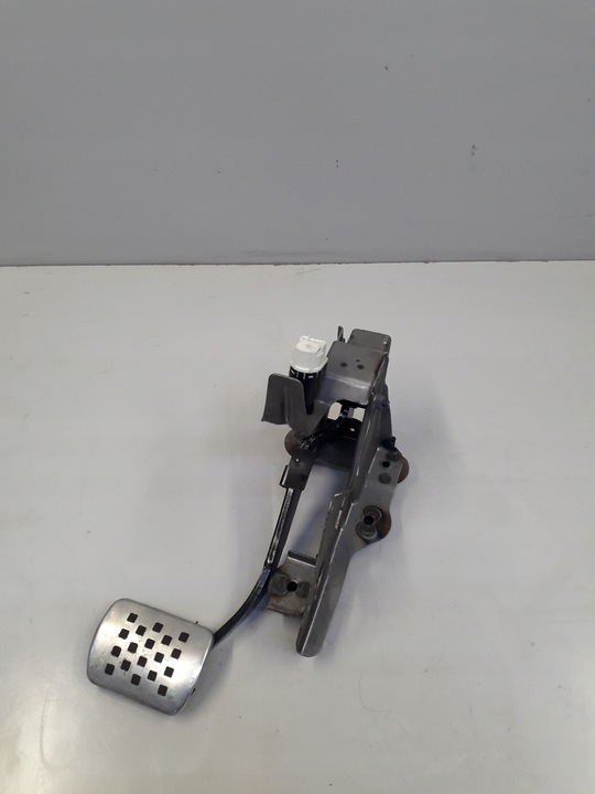 фото №5, Renault clio iv 1.2 tce педаль сцепления автомат 282759718r