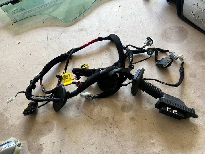 фото №1, Kia optima jf универсал 16-19 жгут установка дверь правая перед