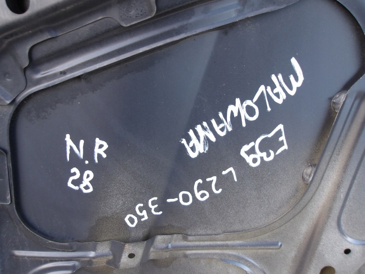 фото №11, Капот кришка двигуна bmw e39 чорний металік