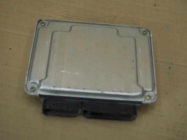 фото №12, Комп'ютер двигуна skoda superb i 2.5 tdi 3u0907401