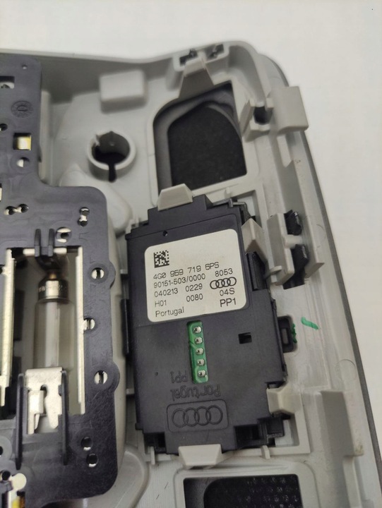 фото №8, Audi a5 8t 8f 2010 свет сиденья передней 4g0959613