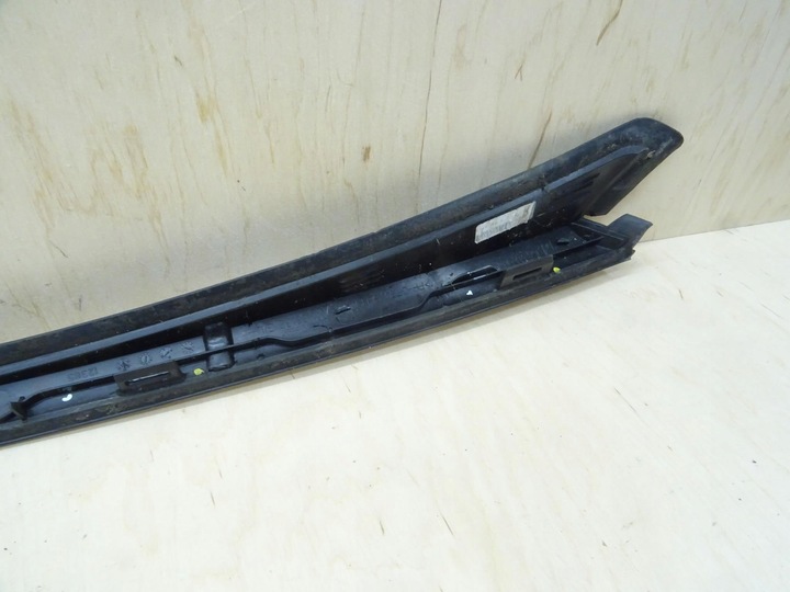 фото №8, Peugeot 3008 планка стёкла лобовой левая ezrc 9682757980