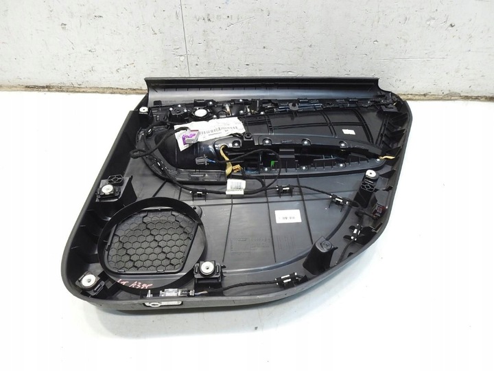 фото №3, Обивка дверь левый зад audi a3 8p sportback 8p4867305