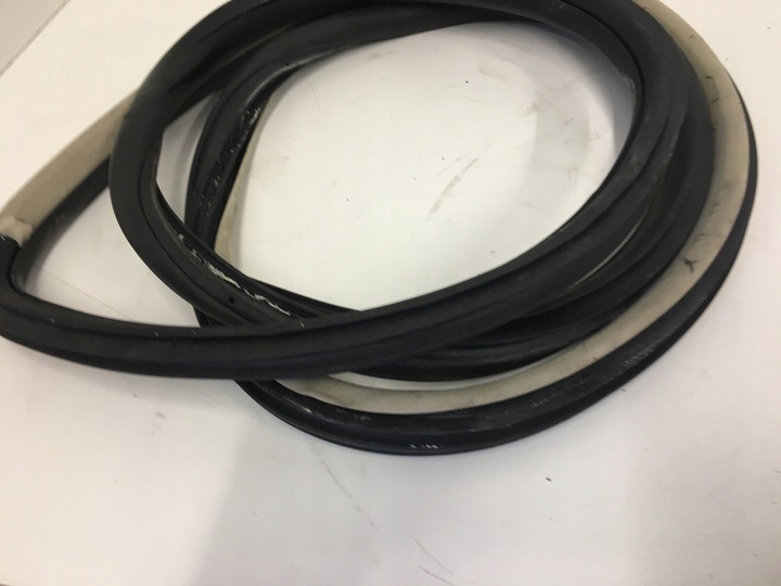 фото №14, Прокладка дверь перед зад passat b5 skoda superb