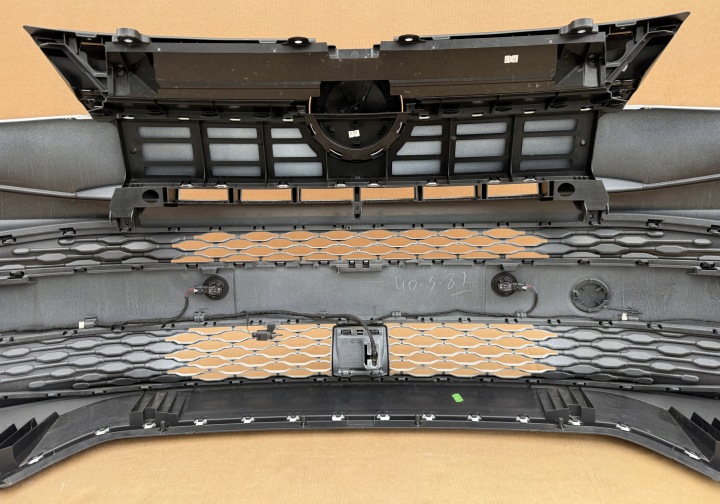 фото №13, Бампер решётка vw t7 w цвет lb9a pdcx4 жгут идеал оригинал 7t0807221c