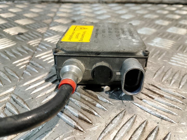 фото №10, Блок розжига ксенона оригинал audi a6 c5 hella 5dv007760-15 4b0941471