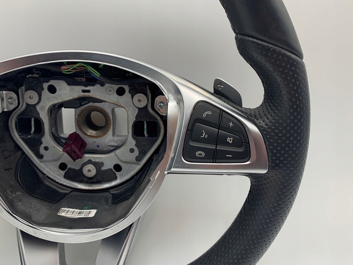 фото №10, Mercedes w205 руль лепестки кожа красивая