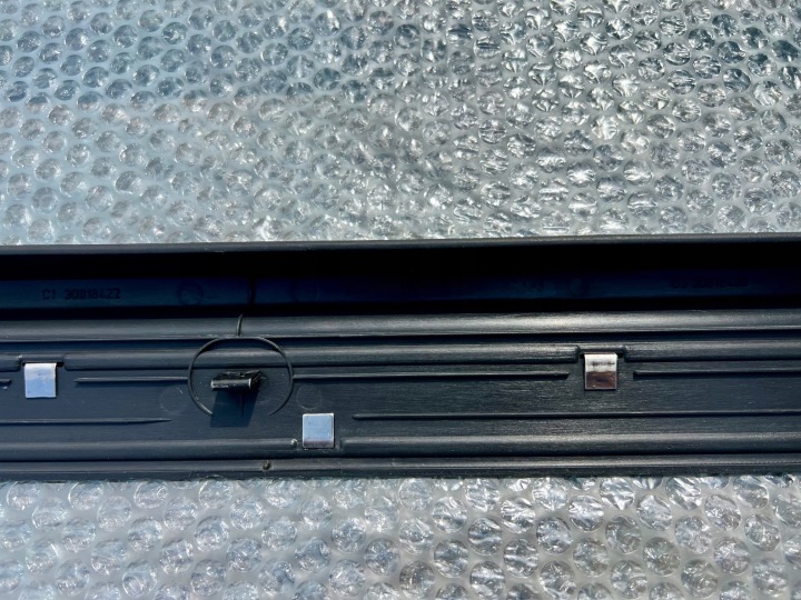 фото №8, Volvo s40 v40 молдинг накладка порогова права c130818622 c230818426 c330818430