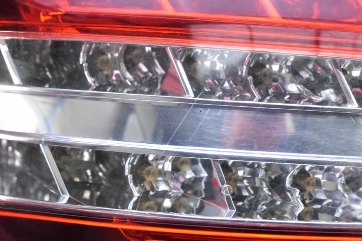 фото №12, Фара левая зад задняя led a2129060558 mercedes e-klasa w212 sedan 09-13
