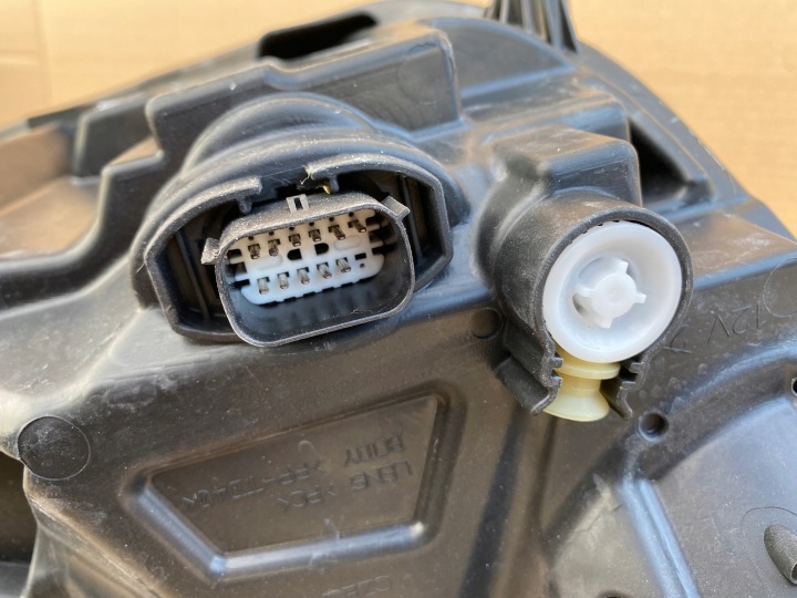 фото №13, Фара ліва перед ford focus mk4 led європа