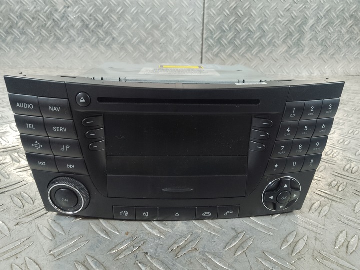 фото №1, Mercedes e w211 02- радіо радіопрогравач a2118201079