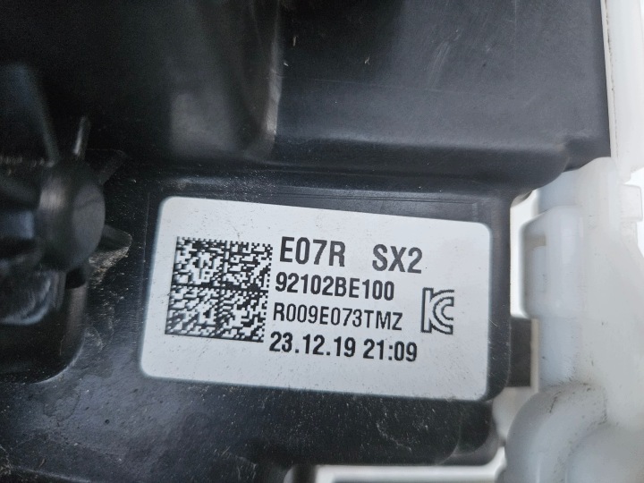 фото №10, Hyundai kona ii фара передняя правая полный led 92102be100