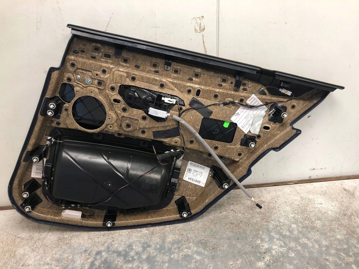 фото №5, Боковина дверь левый зад bmw f10 lci