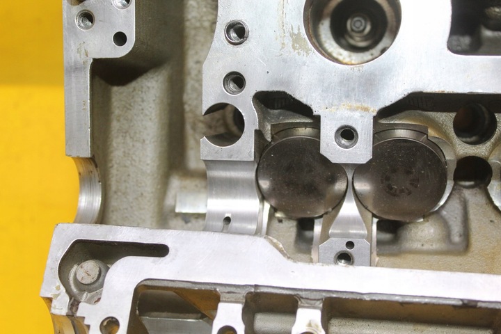 фото №6, Головка audi a4 b6 b7 a6 c5 vw passat b5 2.0 b alt 06b103373ar