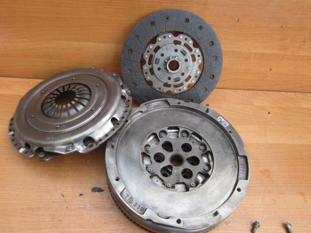 фото №14, Opel insignia b 2.0 cdti b20dth f40 зчеплення колесо двомасовий 55484450